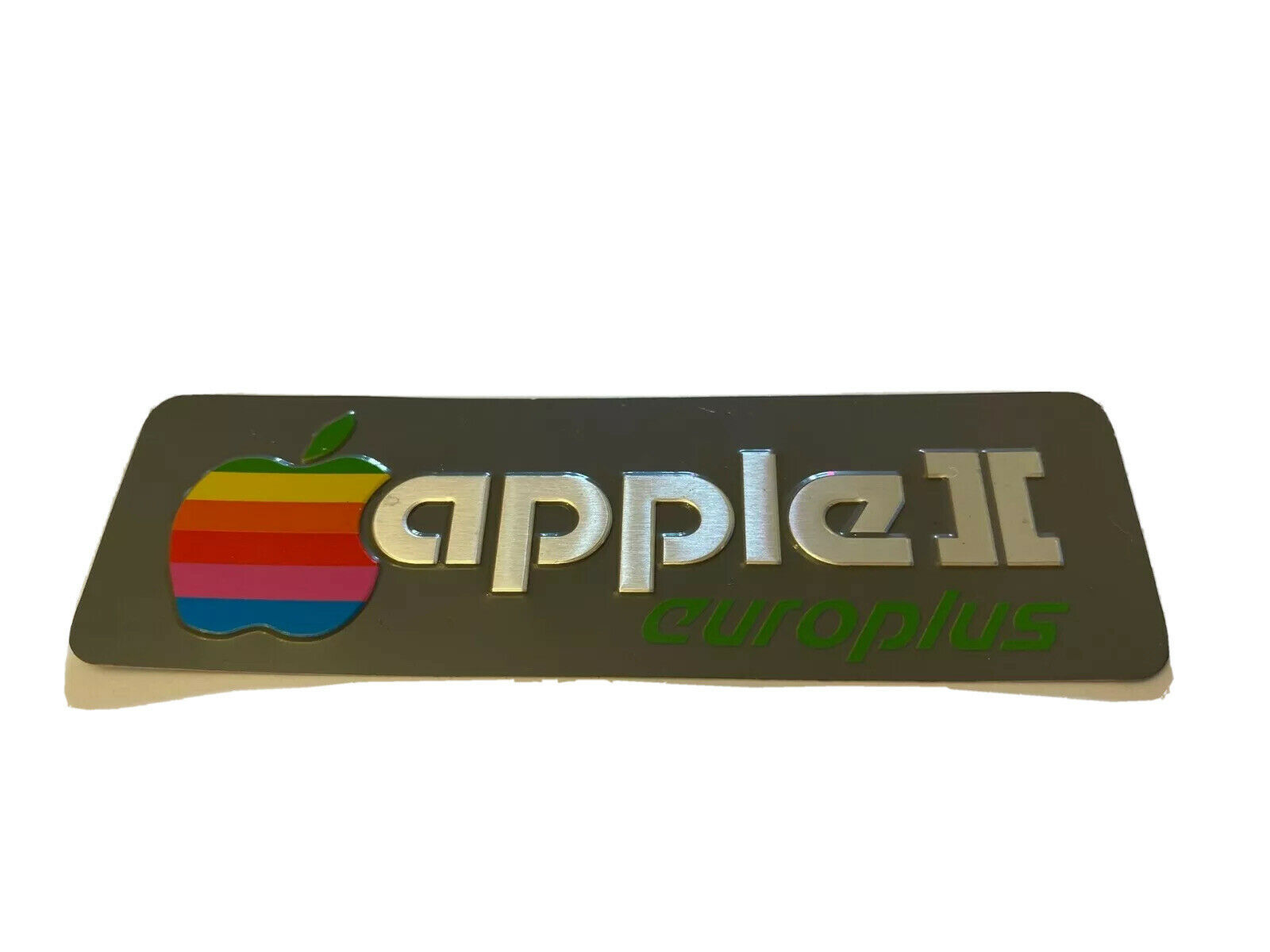 apple 2 europlus top case emblem